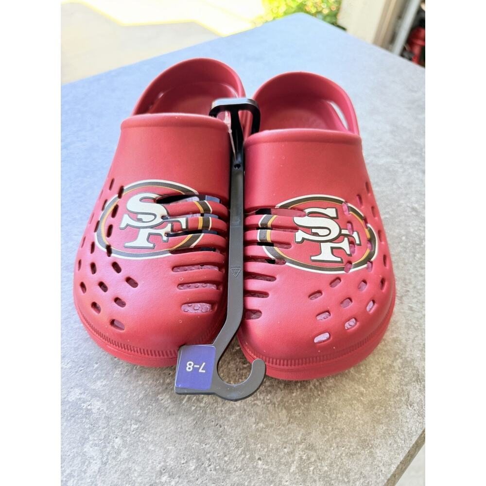 San Francisco 49ers FOCO Red Men's Big Logo Solid Clog w/ Strap NWT Size S 7-8